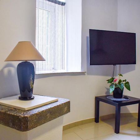 Apartmani Amra Novi Vinodolski Exteriör bild