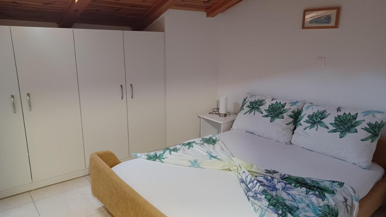 Apartmani Amra Novi Vinodolski Exteriör bild