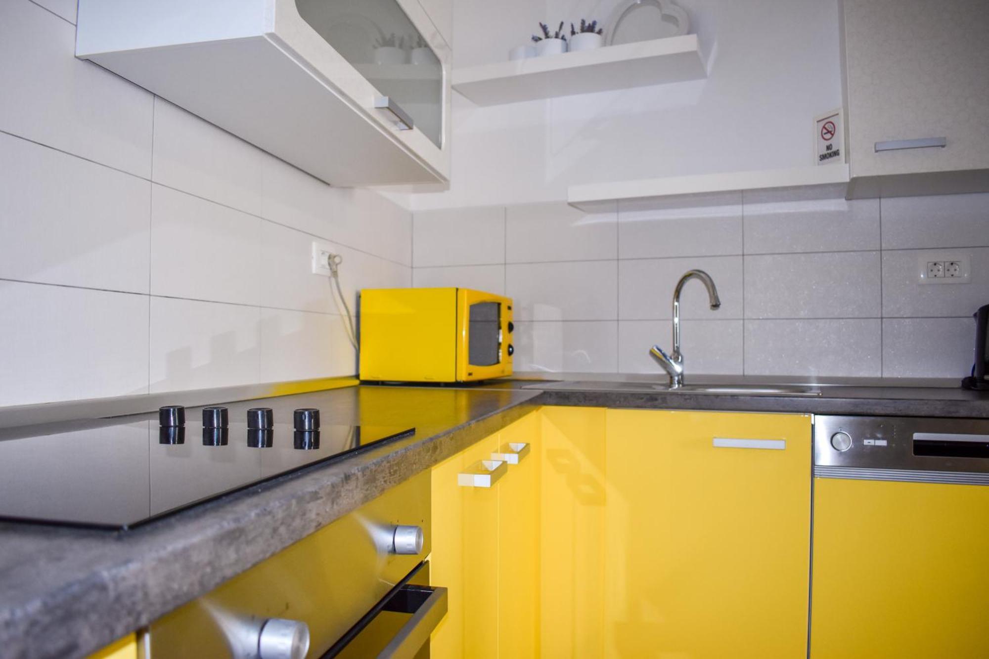 Apartmani Amra Novi Vinodolski Exteriör bild