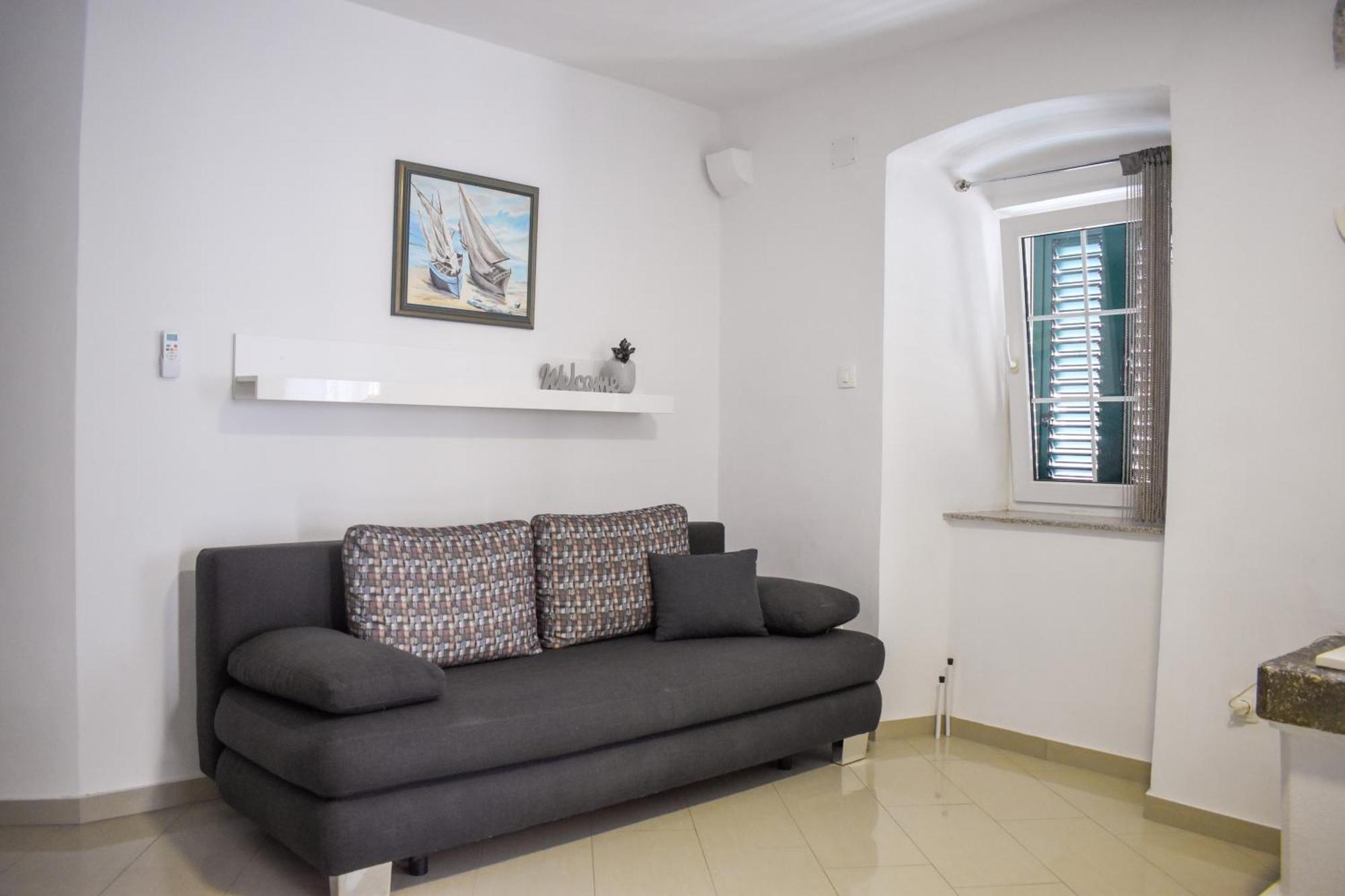 Apartmani Amra Novi Vinodolski Exteriör bild