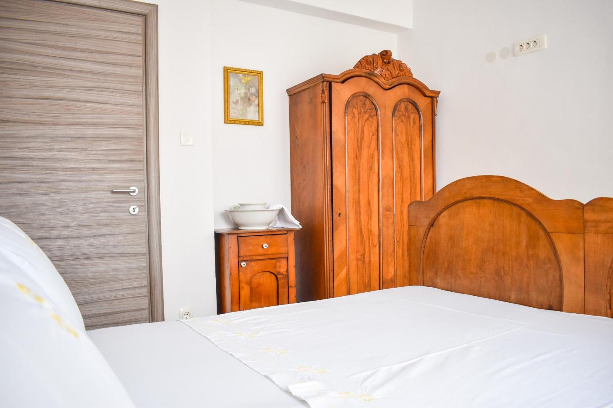 Apartmani Amra Novi Vinodolski Exteriör bild