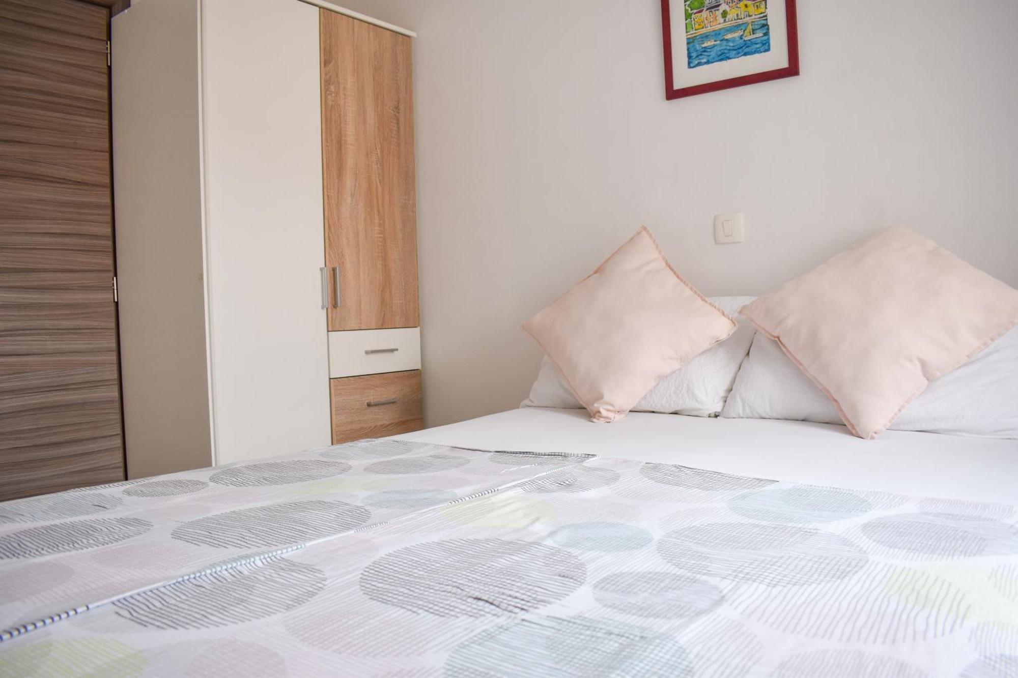 Apartmani Amra Novi Vinodolski Exteriör bild