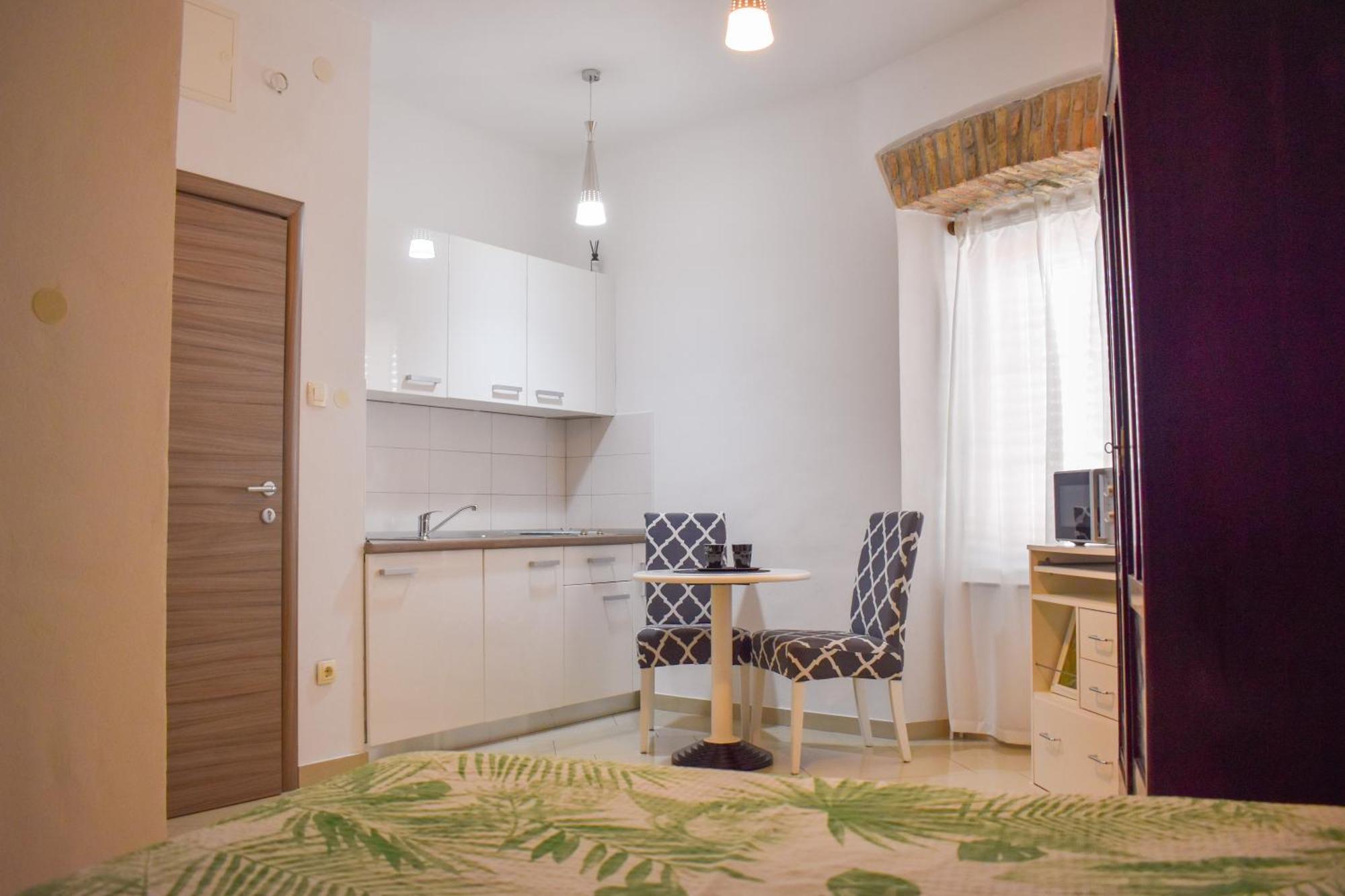 Apartmani Amra Novi Vinodolski Exteriör bild