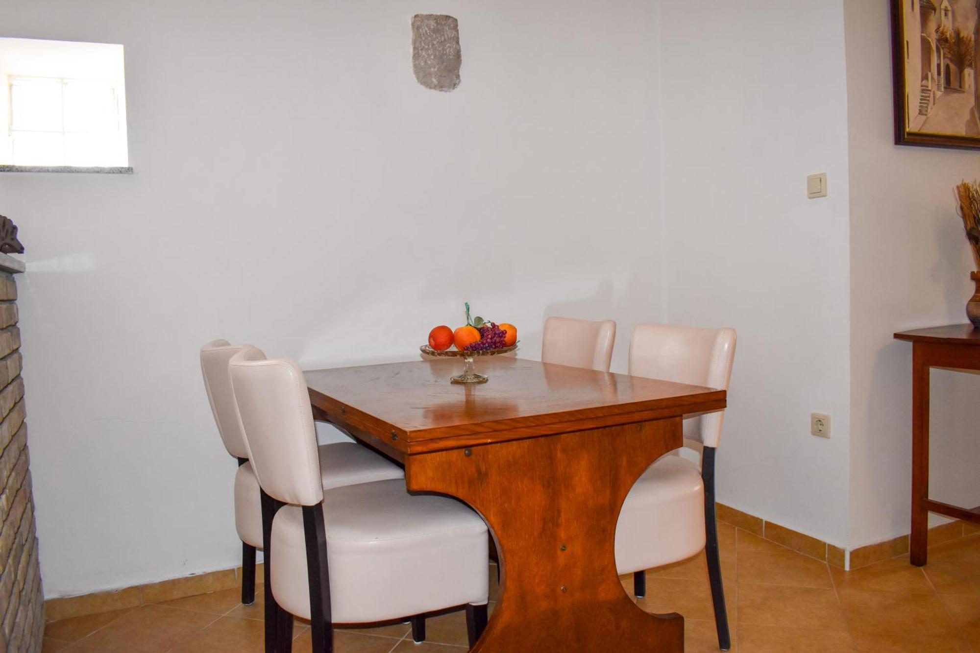Apartmani Amra Novi Vinodolski Exteriör bild